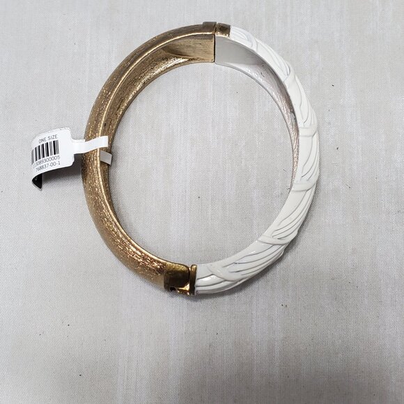 Banana Republic gold-toned metal and white enamel bangle bracelet - Picture 4 of 6